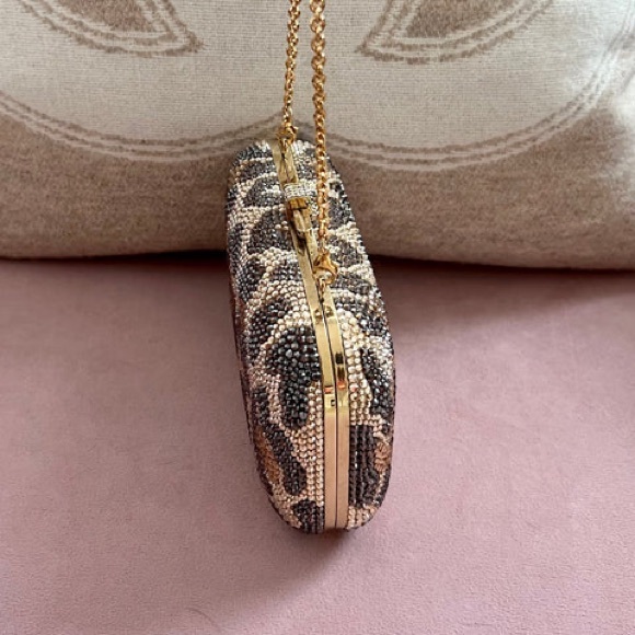 JUDITH LEIBER LEOPARD-PRINT FINE-CRYSTAL EMBELLISHED CLUTCH (AUTHENTIC) - Picture 6 of 11